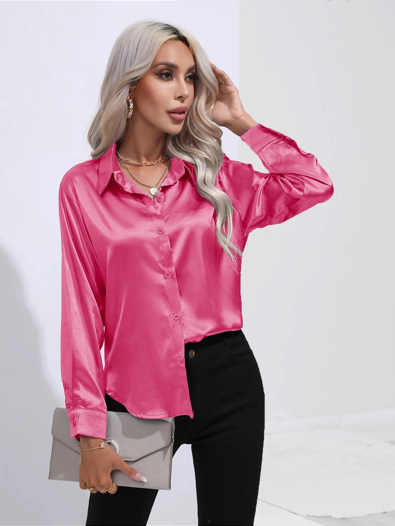 Sienna | Satinblus med Knappdetaljer